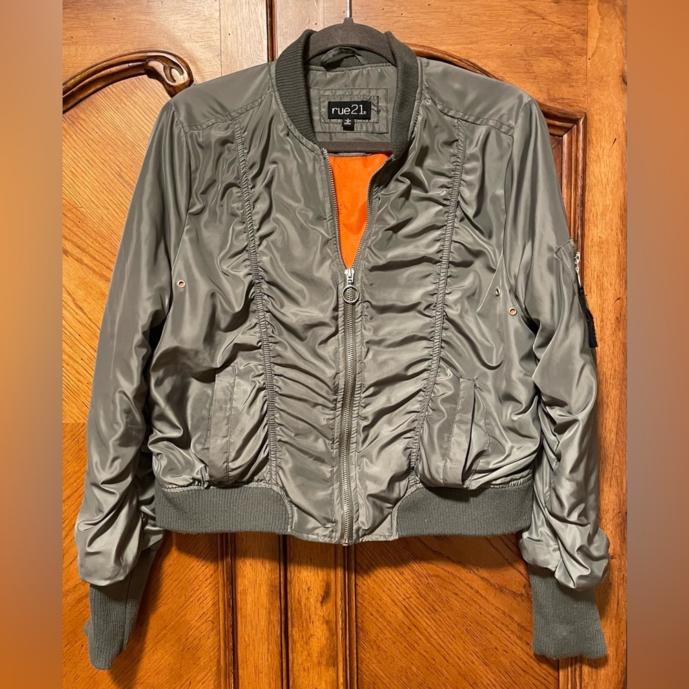 RUE 21 Bomber Jacket Size Large (Juniors) Olive Army Green Orange Lining